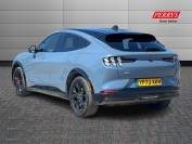 FORD MUSTANG MACH-E 2023 (73)