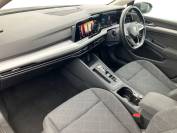 VOLKSWAGEN GOLF 2020 (70)