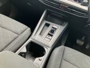 VOLKSWAGEN GOLF 2020 (70)