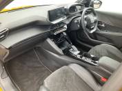 PEUGEOT 208 2022 (22)