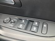 PEUGEOT 208 2022 (22)