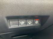 PEUGEOT 208 2022 (22)