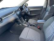 MG ZS 2022 (22)