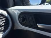 VOLKSWAGEN BEETLE 2016 (16)