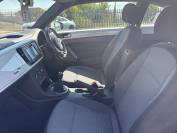 VOLKSWAGEN BEETLE 2016 (16)