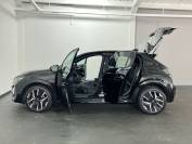 PEUGEOT 208 2024 (74)