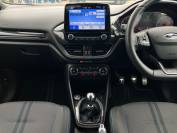 FORD FIESTA 2019 (19)