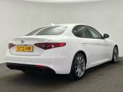 ALFA ROMEO GIULIA 2022 (72)