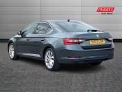 SKODA SUPERB 2018 (67)