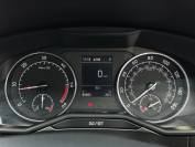 SKODA SUPERB 2018 (67)