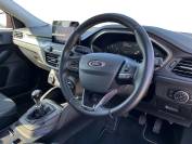 FORD FOCUS 2019 (19)