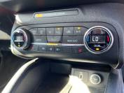 FORD FOCUS 2019 (19)