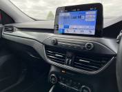 FORD FOCUS 2019 (19)