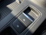 FORD FOCUS 2019 (19)