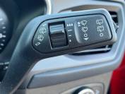 FORD FOCUS 2019 (19)