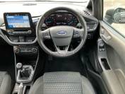 FORD FIESTA 2018 (18)
