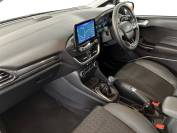 FORD FIESTA 2021 (21)