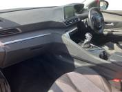 PEUGEOT 3008 2018 (68)