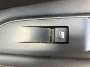 PEUGEOT 3008 2018 (68)