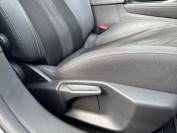 PEUGEOT 408 2023 (23)