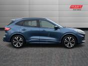 FORD KUGA 2022 (72)