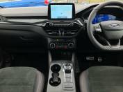 FORD KUGA 2022 (72)
