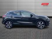 NISSAN QASHQAI 2018 (18)