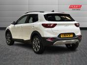 KIA STONIC 2024 (24)