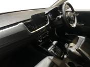 KIA STONIC 2024 (24)