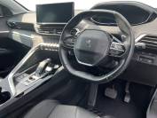 PEUGEOT 5008 2021 (71)