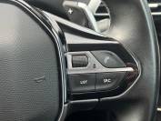 PEUGEOT 5008 2021 (71)