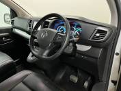 VAUXHALL VIVARO-LIFE 2023 (23)