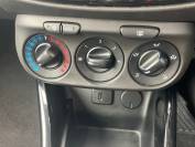 VAUXHALL ADAM 2017 (17)