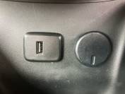 VAUXHALL ADAM 2017 (17)