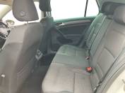 VOLKSWAGEN GOLF 2020 (69)
