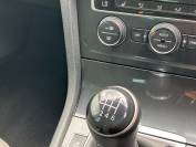 VOLKSWAGEN GOLF 2020 (69)