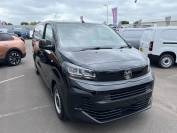 VAUXHALL VIVARO 2025 (Cl7693)