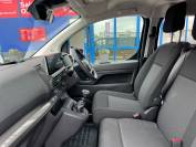 VAUXHALL VIVARO 2025 (Cl7693)