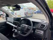 VAUXHALL VIVARO 2025 (Cl7693)