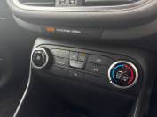 FORD FIESTA 2019 (19)