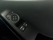 FORD FIESTA 2019 (19)