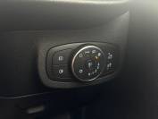 FORD FIESTA 2019 (19)
