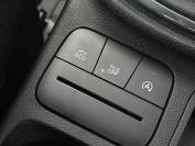FORD FIESTA 2019 (19)