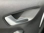 FORD FIESTA 2020 (70)