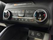 FORD KUGA 2024 (24)