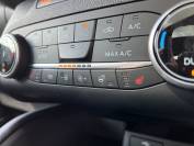 FORD KUGA 2024 (24)