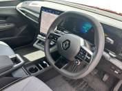 RENAULT MEGANE E-TECH 2025 (74)