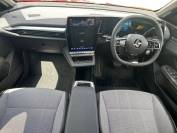 RENAULT MEGANE E-TECH 2025 (74)