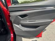RENAULT MEGANE E-TECH 2025 (74)