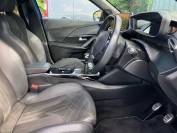 PEUGEOT 2008 2021 (21)
